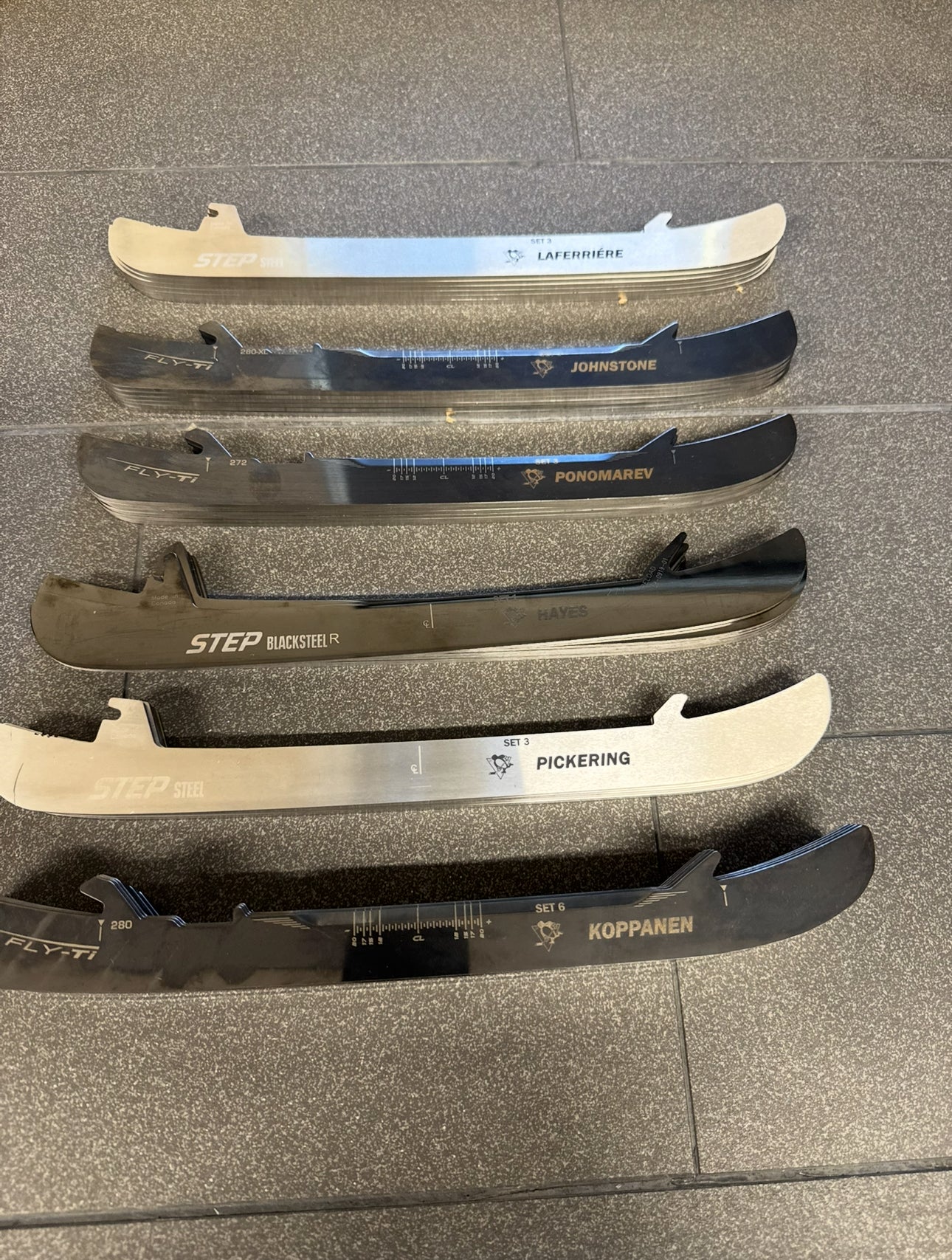Pro Stock Bauer Fly-Ti Runners